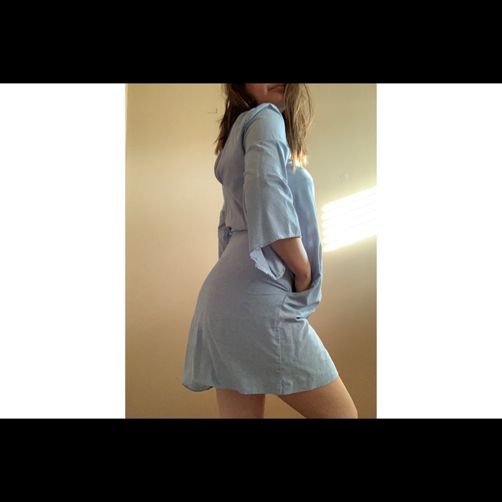 FLOUNCE SLEEVE DRESS